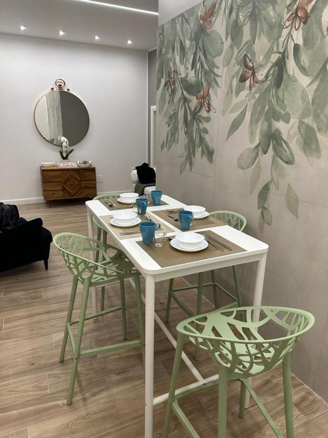 Napoli Centro - Di&Da Guest House Екстер'єр фото