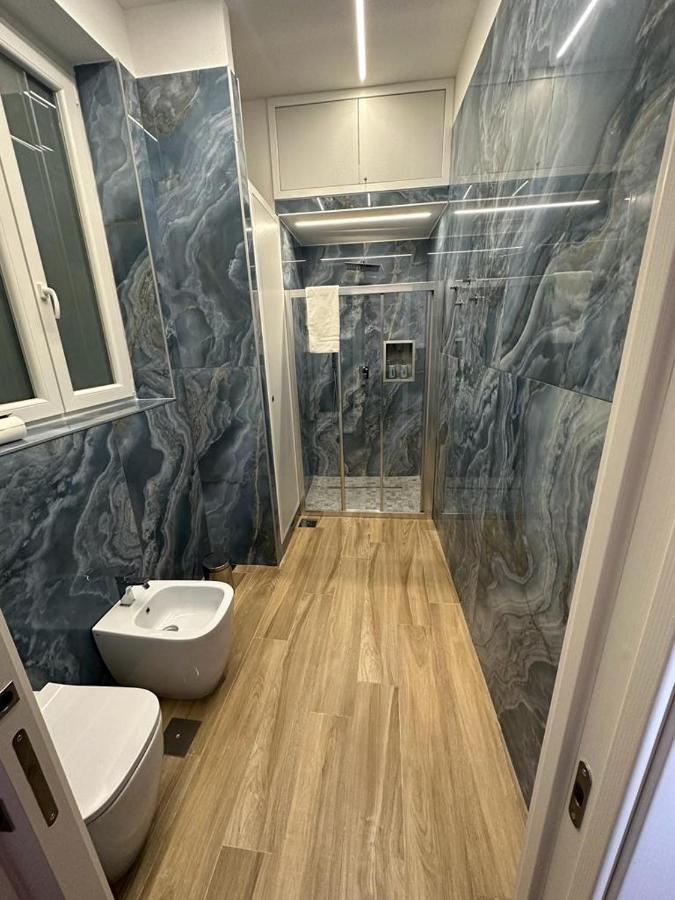 Napoli Centro - Di&Da Guest House Екстер'єр фото