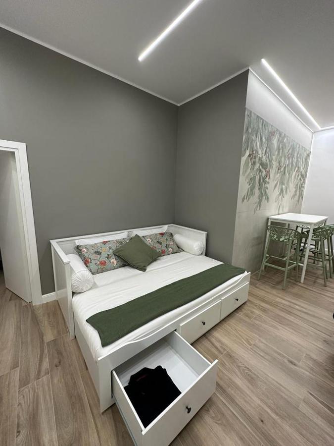 Napoli Centro - Di&Da Guest House Екстер'єр фото